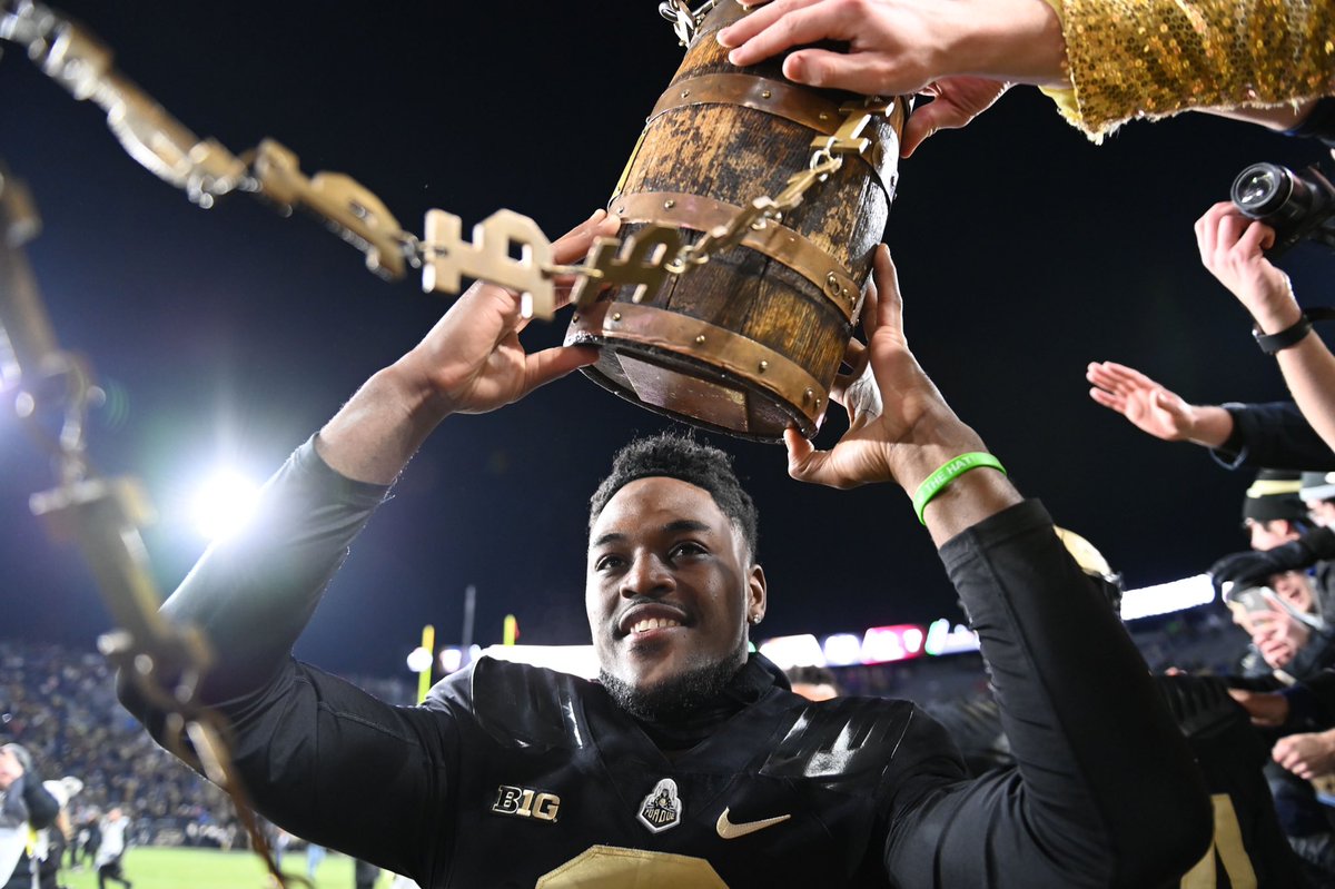 🛎 &amp; 🪣

<a href="/DB3LL/">David Bell</a>