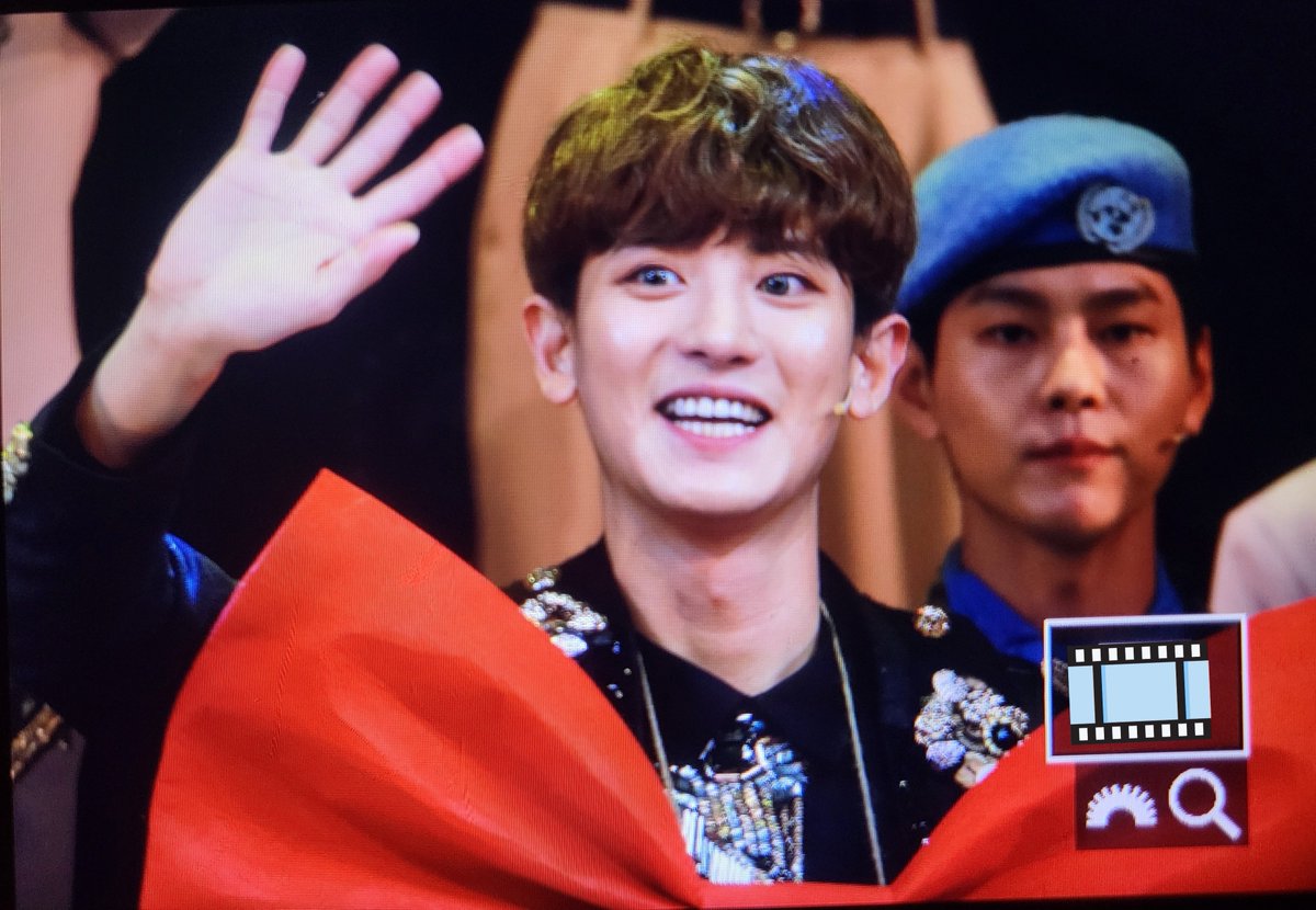 mmscykr's tweet photo. 아 올리다 잠든건가
대왕리본 큐트 찬열 영업합니다😘
#찬열 #CHANYEOL https://t.co/zSP1m6Wkhu