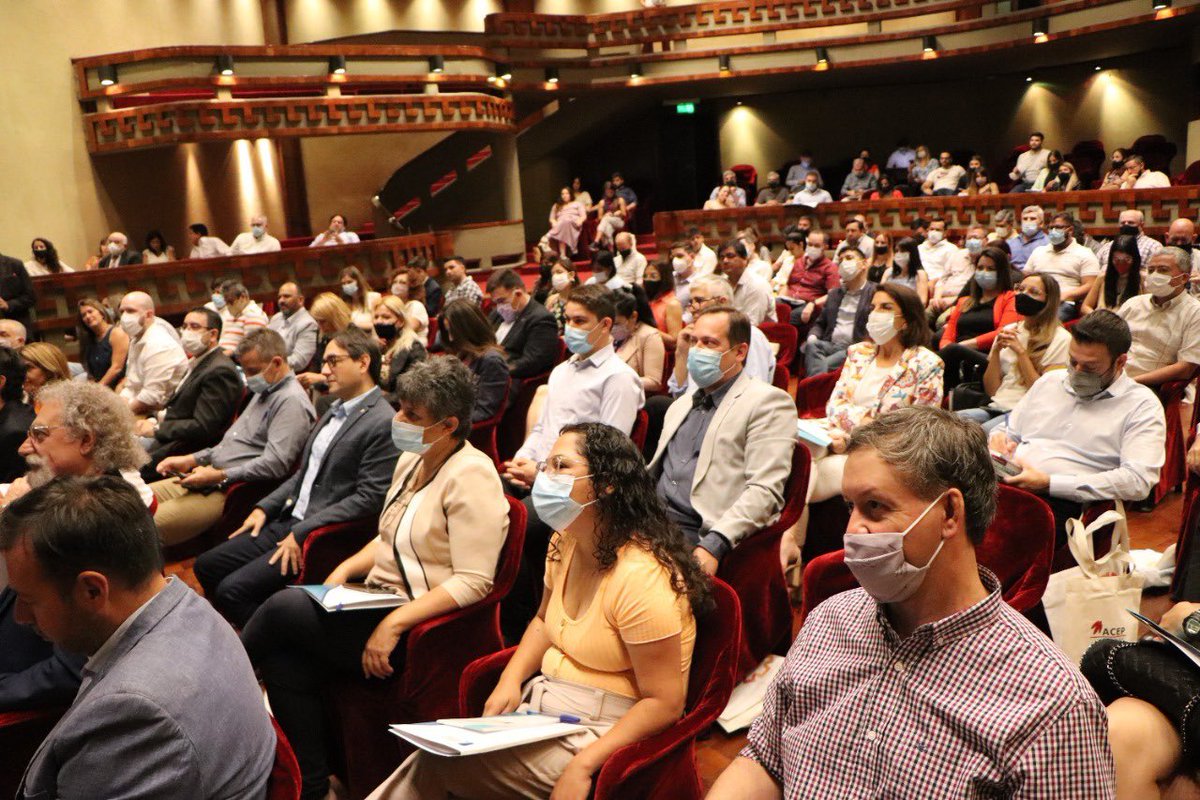 ivangiordano's tweet photo. En #Cordoba cierre del encuentro anual @acepnacional @KAS_Argentina donde dirigentes de distintos partidos políticos expusimos y debatimos sobre federalismo. https://t.co/0oELntxuF1
