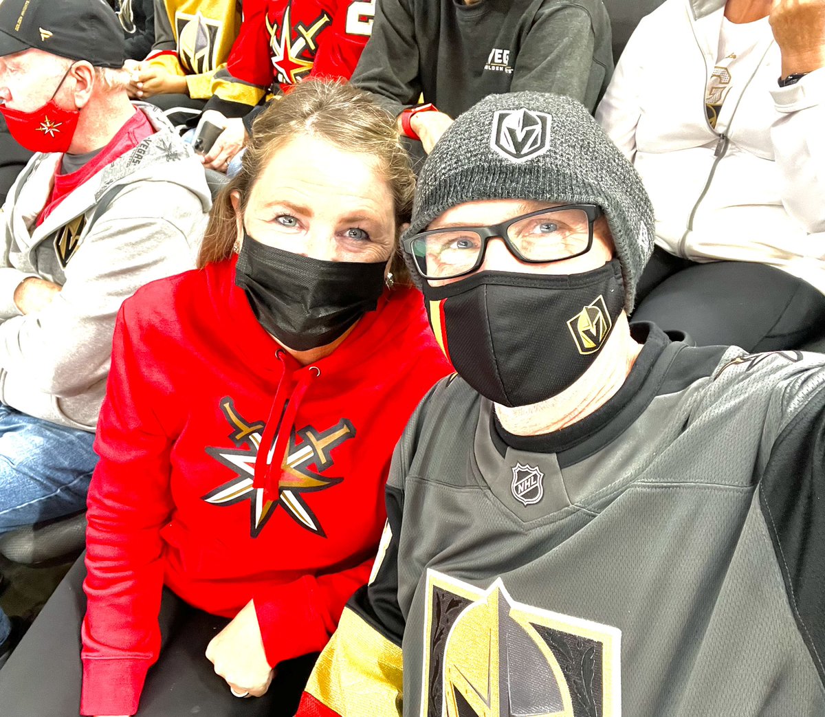 telluridenative's tweet photo. It may technically not be “Knight”…. But it is definitely “knightime”!
#VegasBorn #beattheOilers
#vgksection7 https://t.co/bn3BuPWs7X