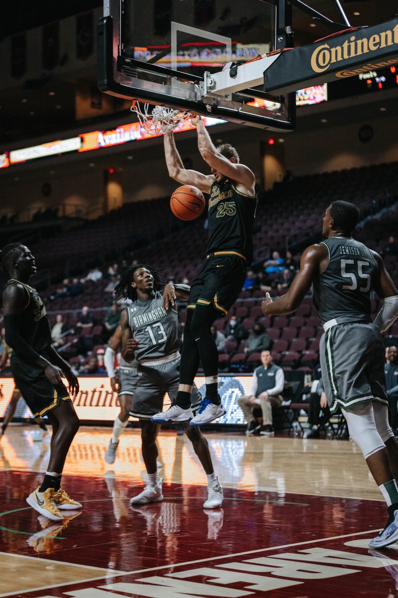 San Francisco Men's Basketball tweet media