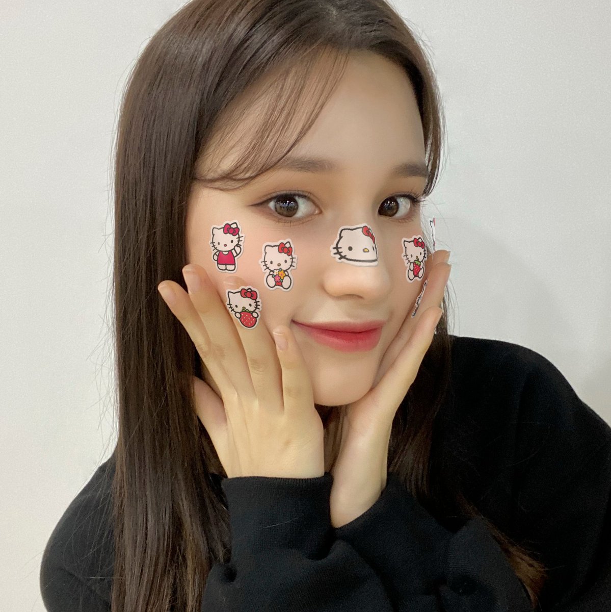 gyuwely's tweet photo. ¡ busco mutis kep1eras ! ♡

hola! aprovecharé el #integracionkeplera para encontrar nuevas mutis para interactuar y amigar. soy ot9 stan, mi bias es bahiyyih (wreckers: xiaoting, yujin). fav o rt para ser mutis, y de paso me apoyas a que llegue a más personas. ¡gracias! 🍓 https://t.co/reDILOfO0u