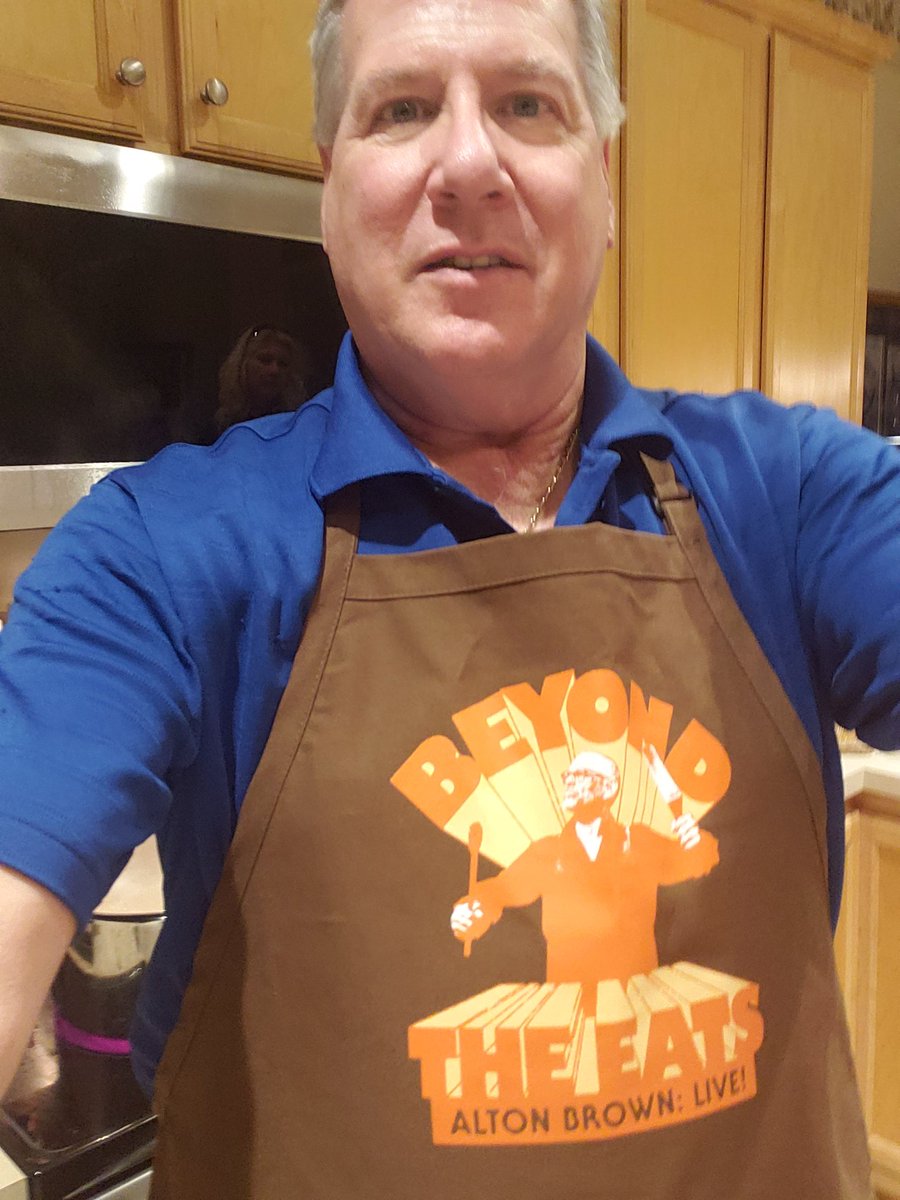 Cooking today while sporting my new apron.
@altonbrown @IngramElizabeth #BeyondTheEats