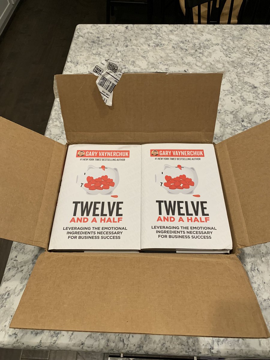 SelPhoneTalks's tweet photo. @garyvee got my box today. 12 pack from B&amp;N so you know it’s special 👀

#72 from Amazon still on the way https://t.co/tqBxUD4GJA