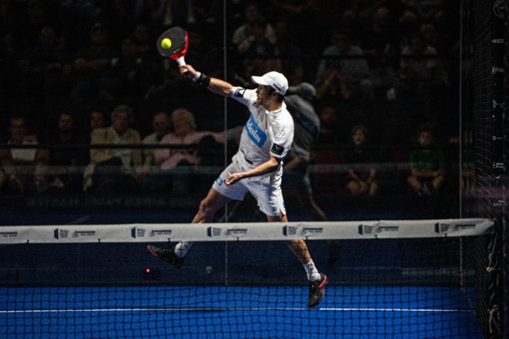#bsaspadelmaster <a href="/LaRural_BsAs/">La Rural</a> 
#final domingo 1630hs <a href="/WorldPadelTour/">World Padel Tour</a>

#press #prensa #prensando 🥎🏆🙌 <a href="/LisandroBorges/">Lisandro Borges</a>