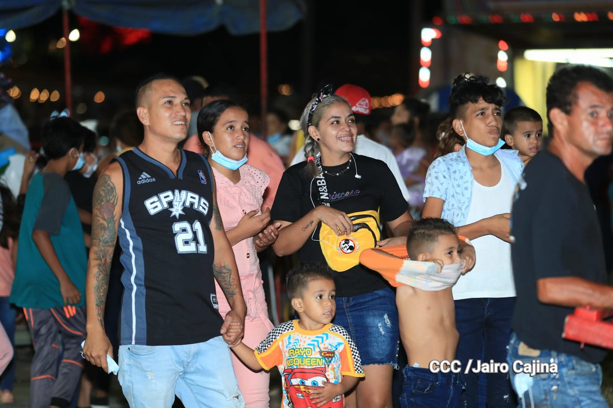 el19digital's tweet photo. #Nicaragua

Ambiente de alegría y paz se vive en Plaza La Fe donde se ubican diferentes juegos mecánicos para la recreación familiar en nuestro país https://t.co/MTZ6qsAGM8