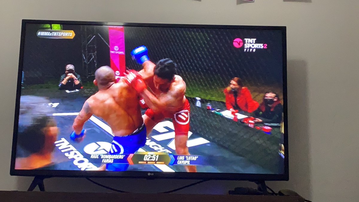 hectormachuca84's tweet photo. Desde Arica ^^Familia Machuca Alvarez^^ #MMAxTNTSPORTS https://t.co/M8mOquha8e