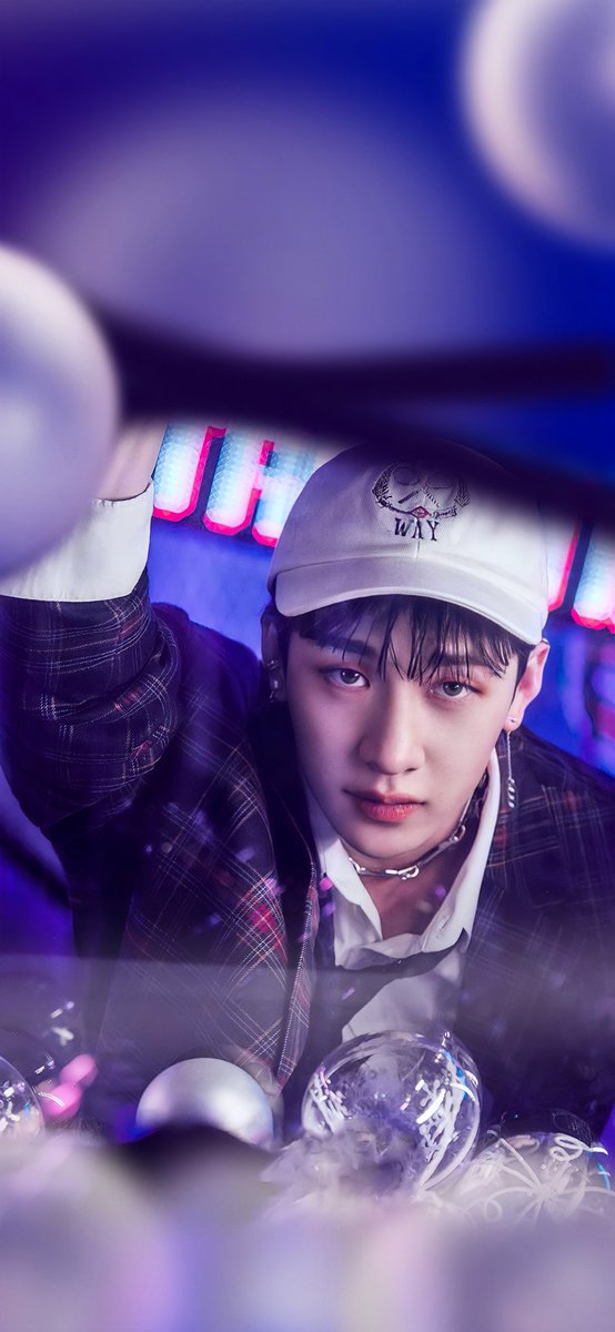 skizwpp's tweet photo. [ #straykids #스트레이키즈 ]
Holiday Special Single
<Christmas EveL>

TEASER IMAGES
#Bangchan #방찬 #LeeKnow #리노 #Changbin #창빈 #Hyunjin #현진
#ChristmasEveL #StrayKidsComeback #YouMakeStrayKidsStay https://t.co/tgMQHfrZO2