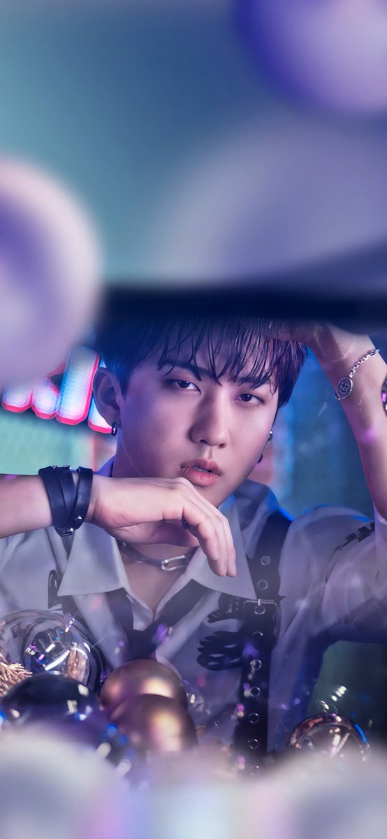 skizwpp's tweet photo. [ #straykids #스트레이키즈 ]
Holiday Special Single
<Christmas EveL>

TEASER IMAGES
#Bangchan #방찬 #LeeKnow #리노 #Changbin #창빈 #Hyunjin #현진
#ChristmasEveL #StrayKidsComeback #YouMakeStrayKidsStay https://t.co/tgMQHfrZO2