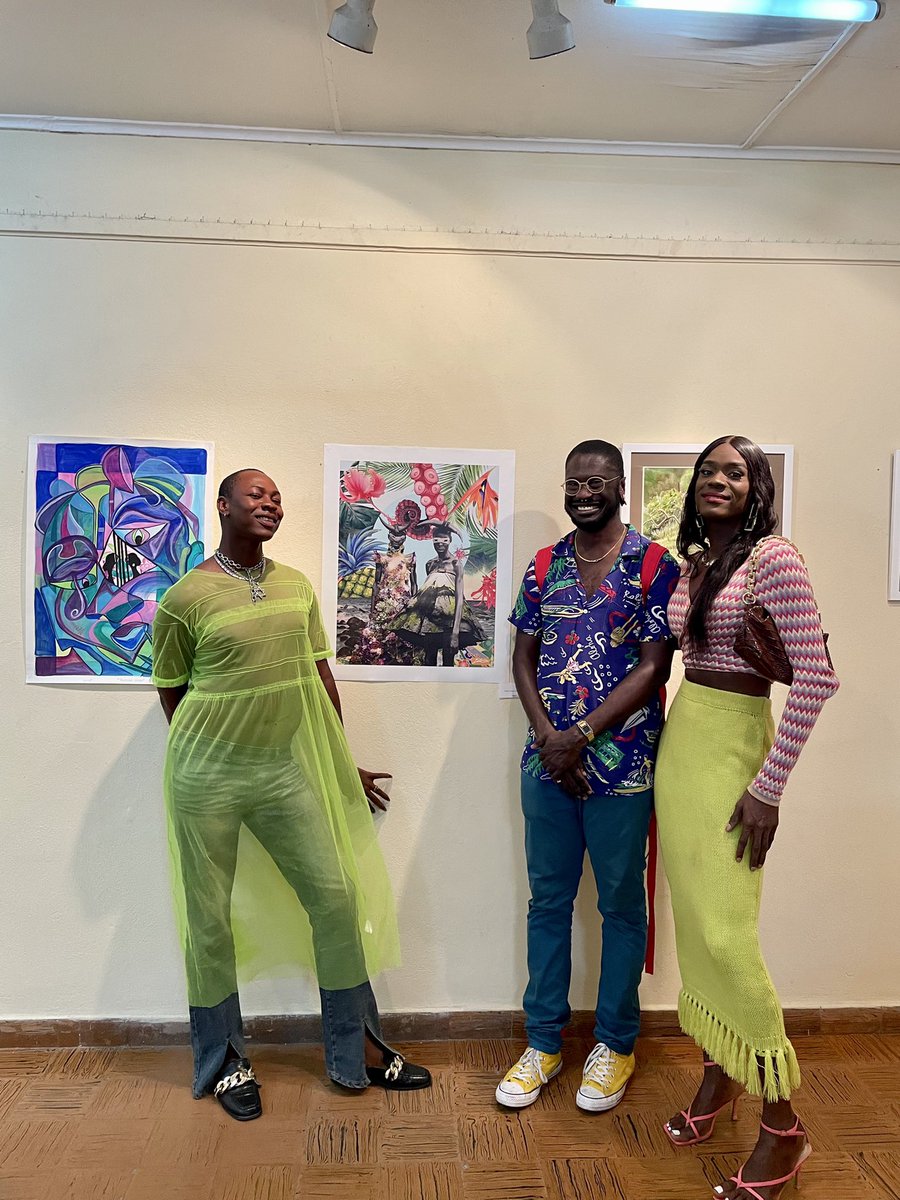 EmaniTheStylist's tweet photo. I’m an artist because I’m a believer of Art.
Today I visit the group exhibition “Is this Good Art?”
Go follow and support the amazing Artist @idrisveitch 💫
IG: #shegries
#art #exhibition #inclusivity #kingston #jamaicanartist #allarewelcome #gallery #blacktranscreatives https://t.co/yBp1aTt2C8