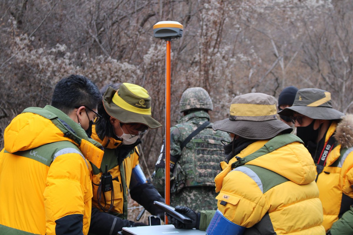 UN_Command's tweet photo. #UNC🇺🇳 continued its support to #PeaceZoneInitiative surveys with the #ROK🇰🇷 government colleagues last week. For this trip, the team headed to the #DMZ near Goseong as part of a socio-historical project to find & document villages lost during the #KoreanWar. https://t.co/sXxihxnQUj