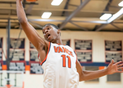 POBScout's tweet photo. 2022 Antoine Piper (Chambers) brings such a strong presence on both ends. Such a competitor, physical, and got some bounce to his game as well. @CHoopsChallenge #CHC12 #PhenomHoops @jccougarshoops https://t.co/Hy3TNTNC4y