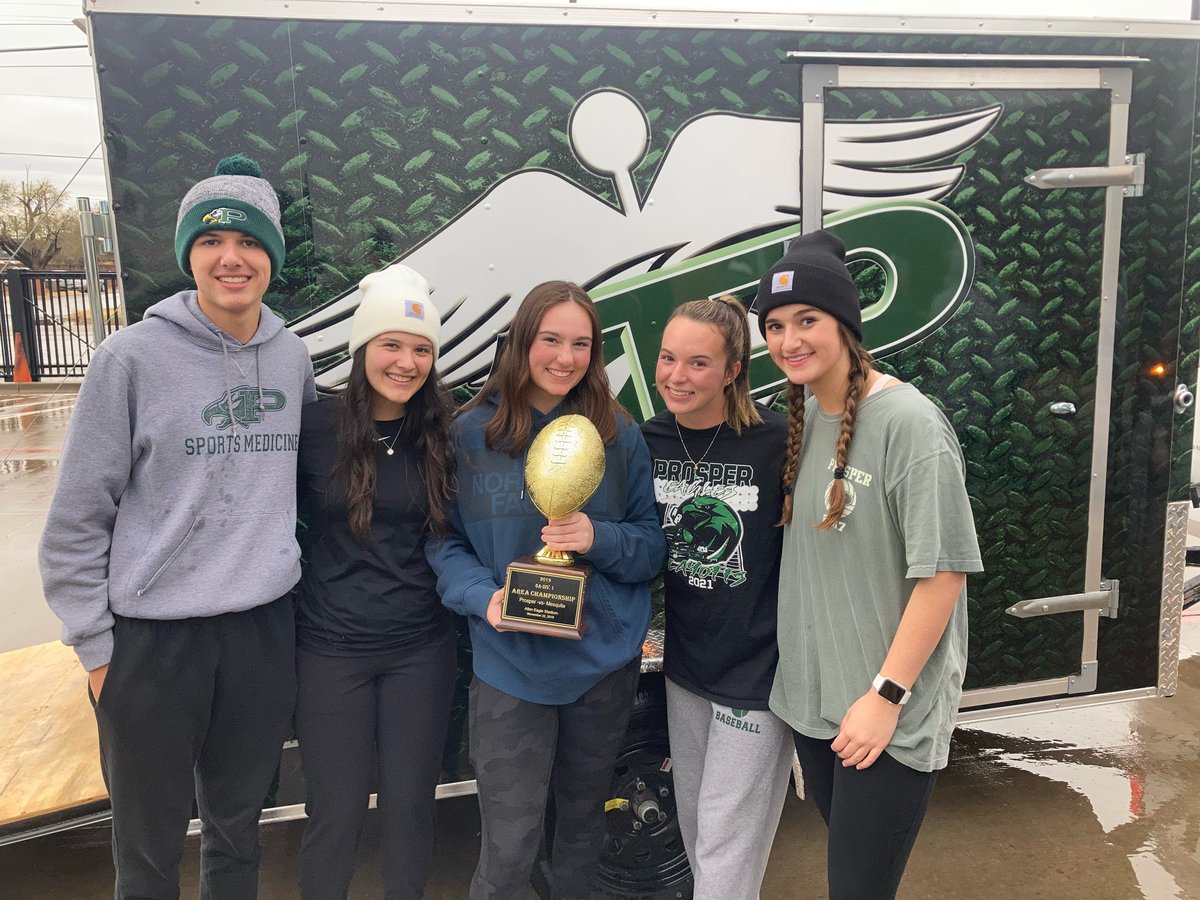 riley_mcd28's tweet photo. we have officially entered football in december. the prosper way. #GoldBallSZN https://t.co/xZlCe4c9PK