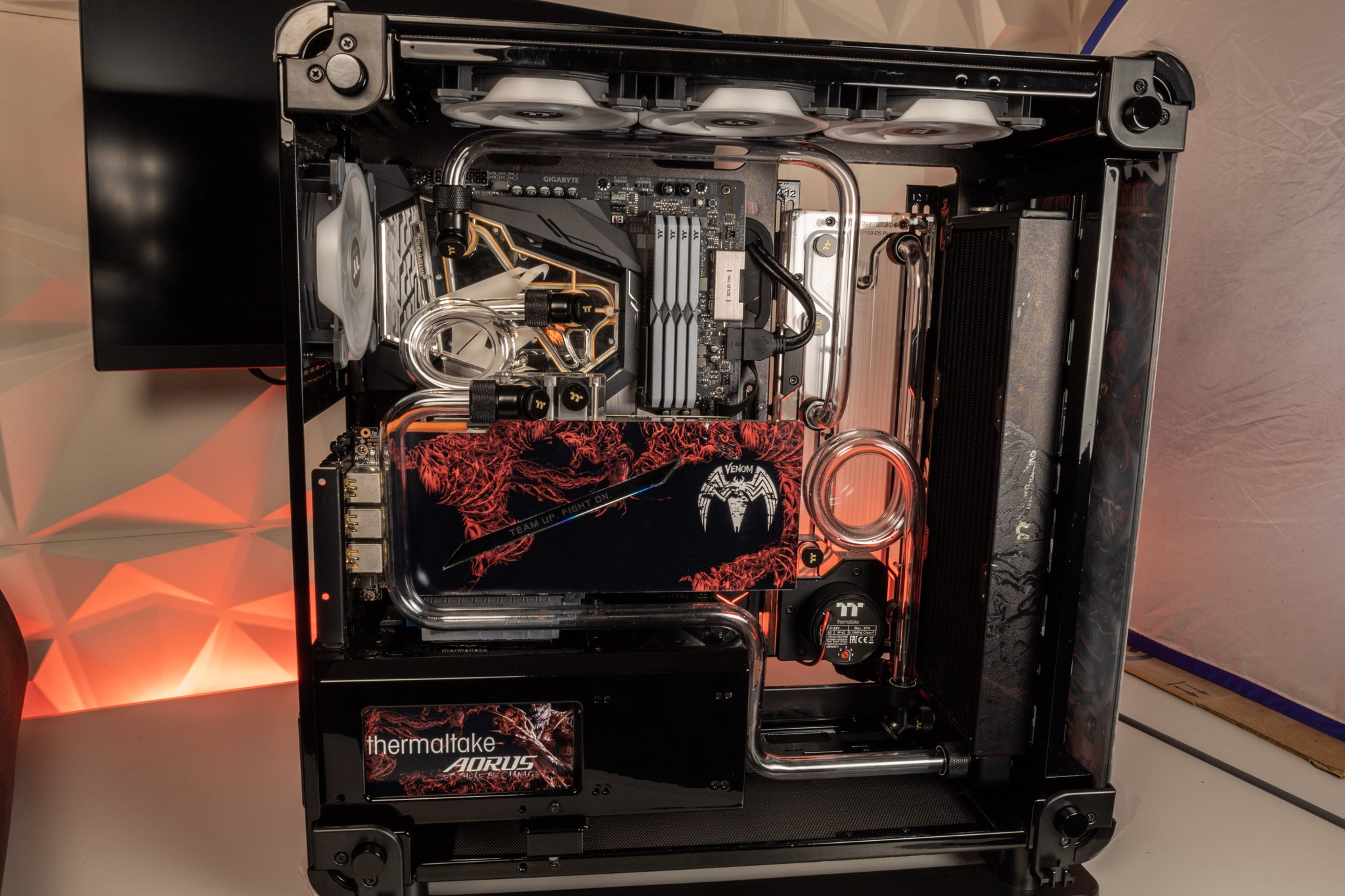 Braintech Pc The Build Is Almost Done I Just Need To Fill It With Some Carnage Blood And Install The Custom Cables Aorus Poweredbyaorus Thermaltake Intel Gigabyte Pcbuild