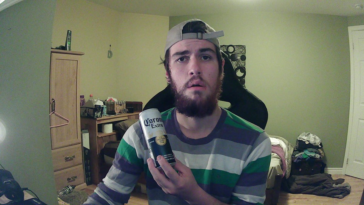 Redkaatv's tweet photo. Late night stream ? 🍺 https://t.co/AgQphGXzZW https://t.co/ls1VPp1jUs
