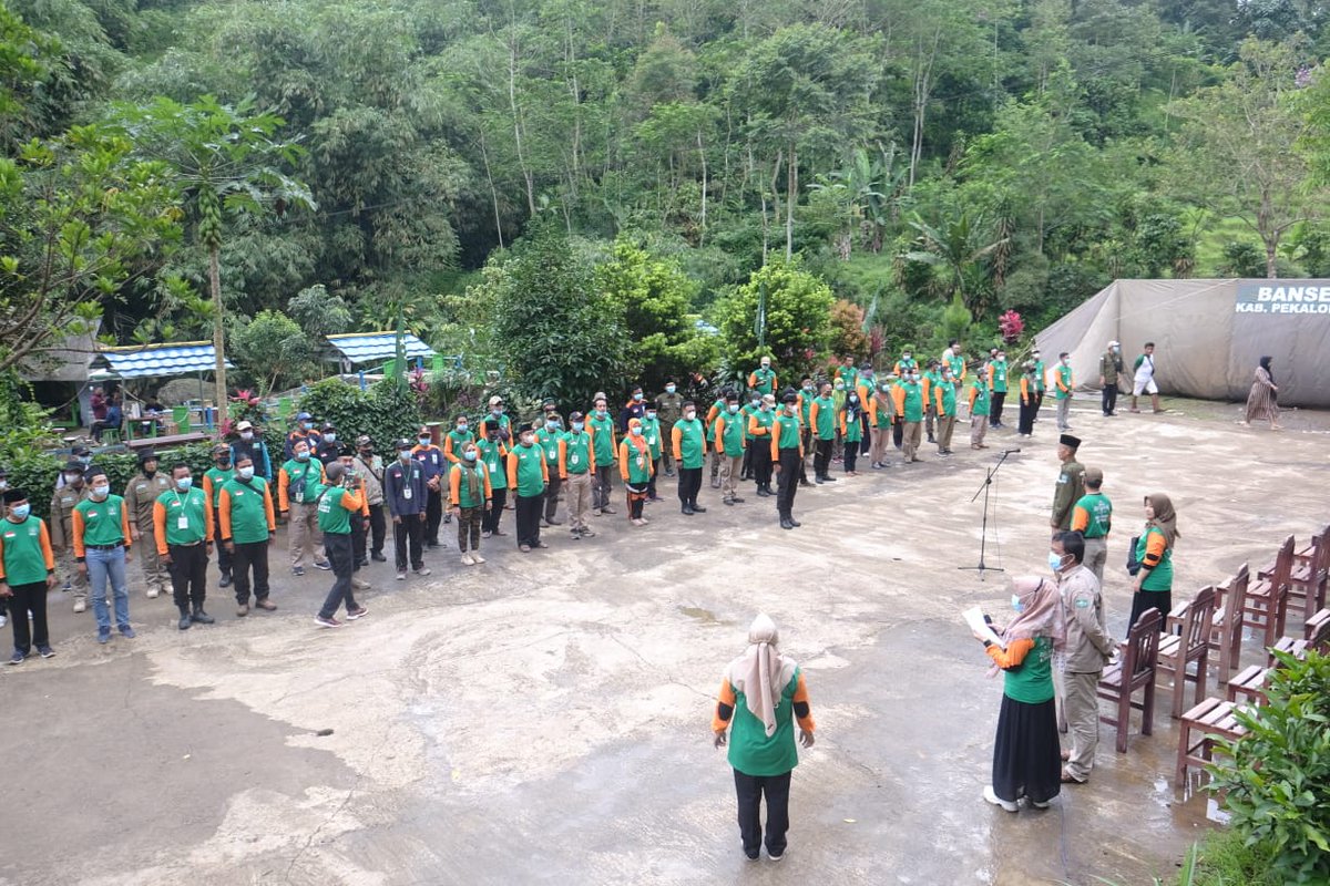KangSumadi_'s tweet photo. Rakorwil dan Apel Kesiapsiagaan Relawan LPBI NU Jawa Tengah
Di Wahana wisata Kali Paingan Kajen Pekalongan.
#SalamTangguh
#NUPeduli
@PPLPBINU 
@pwlpbinujateng 
@YayahRuchyati https://t.co/IRIGJ7YJFS