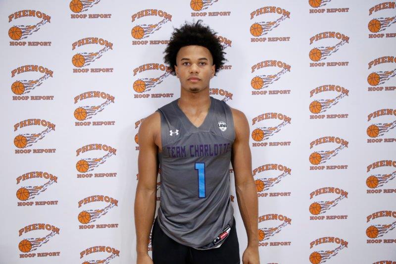 POBScout's tweet photo. 2022 AJ Smith @CombineNTGoats has come up with some timely buckets today so far. Just did so again to put his team up 4 with 6:30 to go. 

@CHoopsChallenge #CHC12 #PhenomHoops https://t.co/YvkmFjiPtW