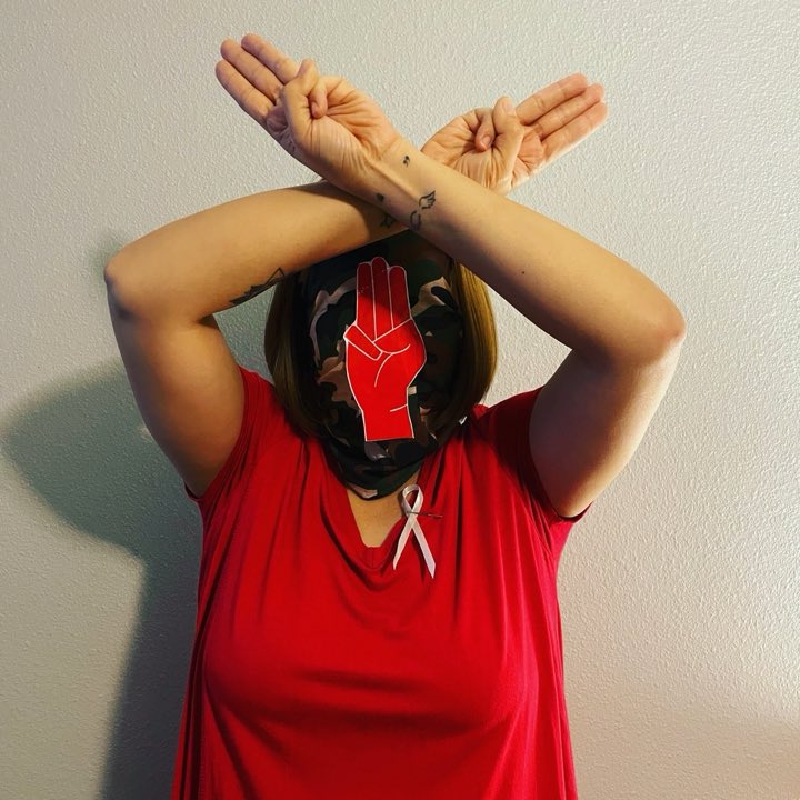 emilyphyoartist's tweet photo. #response365 #300 #BurmaCoup 
#FightWithArt 
#FightForJustice 
#StopViolenceAgainstWomen 
#16DaysofActivism2021 
#ရက်ပေါင်း၃၀၀ 
#FuckMaDaw🖕 
#WhatsHappeningInMyanmar https://t.co/BGMM0QzVnZ