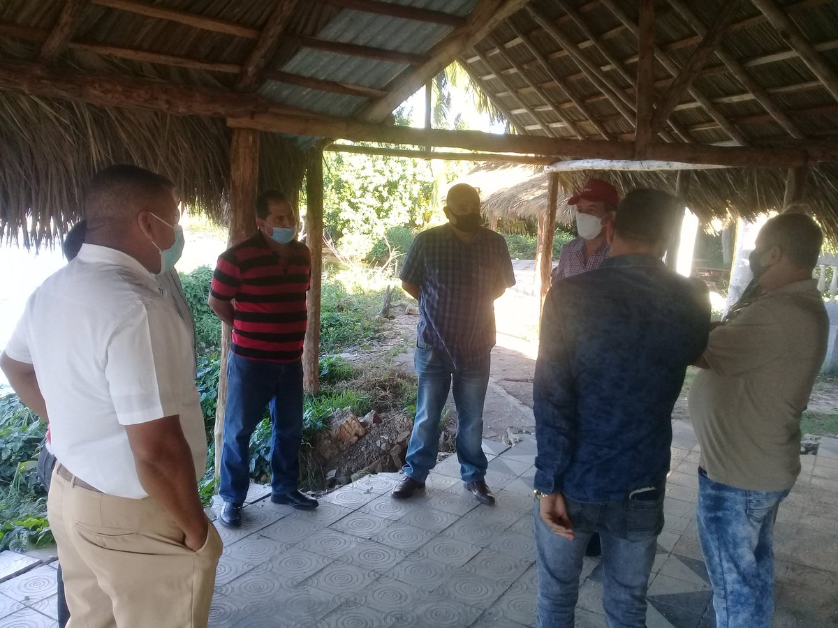 MagdalenaMato's tweet photo. Se realiza chequeo de la reparación del Pescado Frito, con la presencia del Gobernador y las autoridades del territorio 
#Cuba 
#CubaVive https://t.co/QNbmBrdQHs