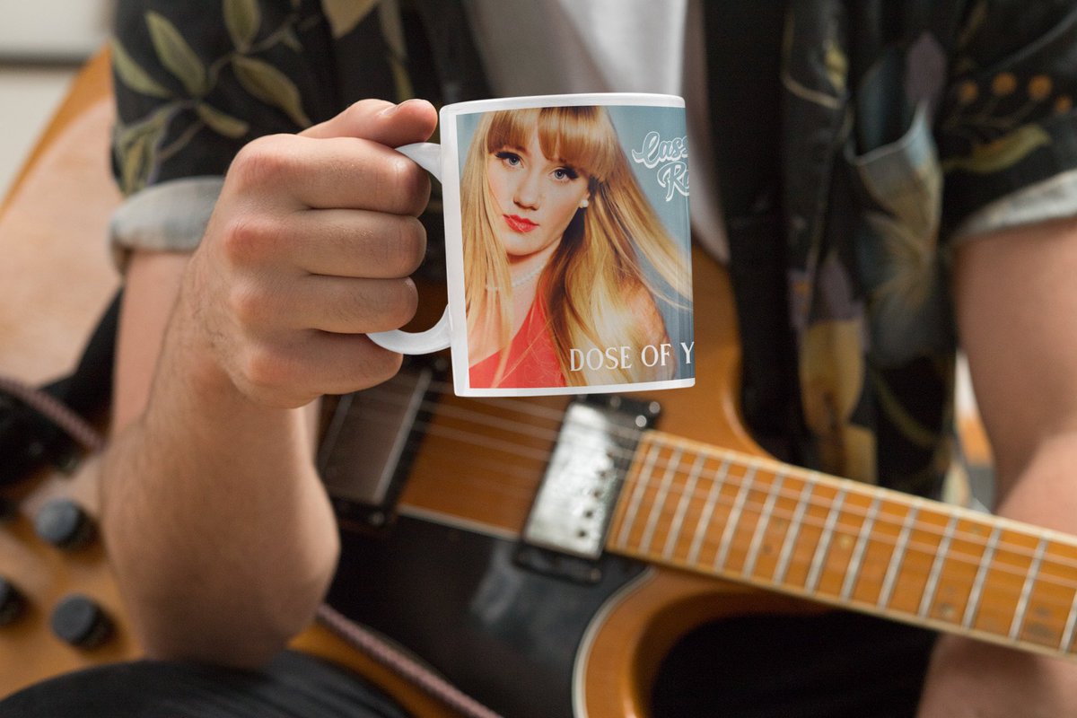 thecassidyrae's tweet photo. Cheers to us! You can raise your matching mug &amp; coaster with me now!
Available now on my website
https://t.co/FoKy9vLhEt
🙌🏻☕️❤️☕️🙌🏻
Ps - first ten orders receive a FREE Amazing Band 🌈
#cheersyall #amazing #doseofyou #meanttobe #teagoals 
Perfect for @T2TeaOfficial https://t.co/TXo7T3b8Ih