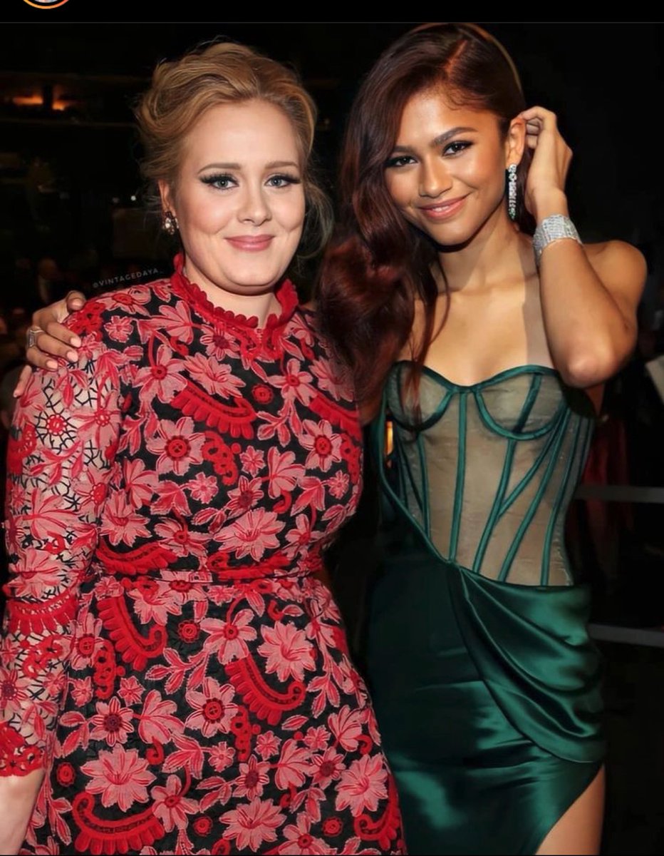 MadeInLuxurys's tweet photo. @Zendaya with #Adele30 .  

I would love to hear their duet, it would be amazing 😍 https://t.co/XQMVnvaEYc
