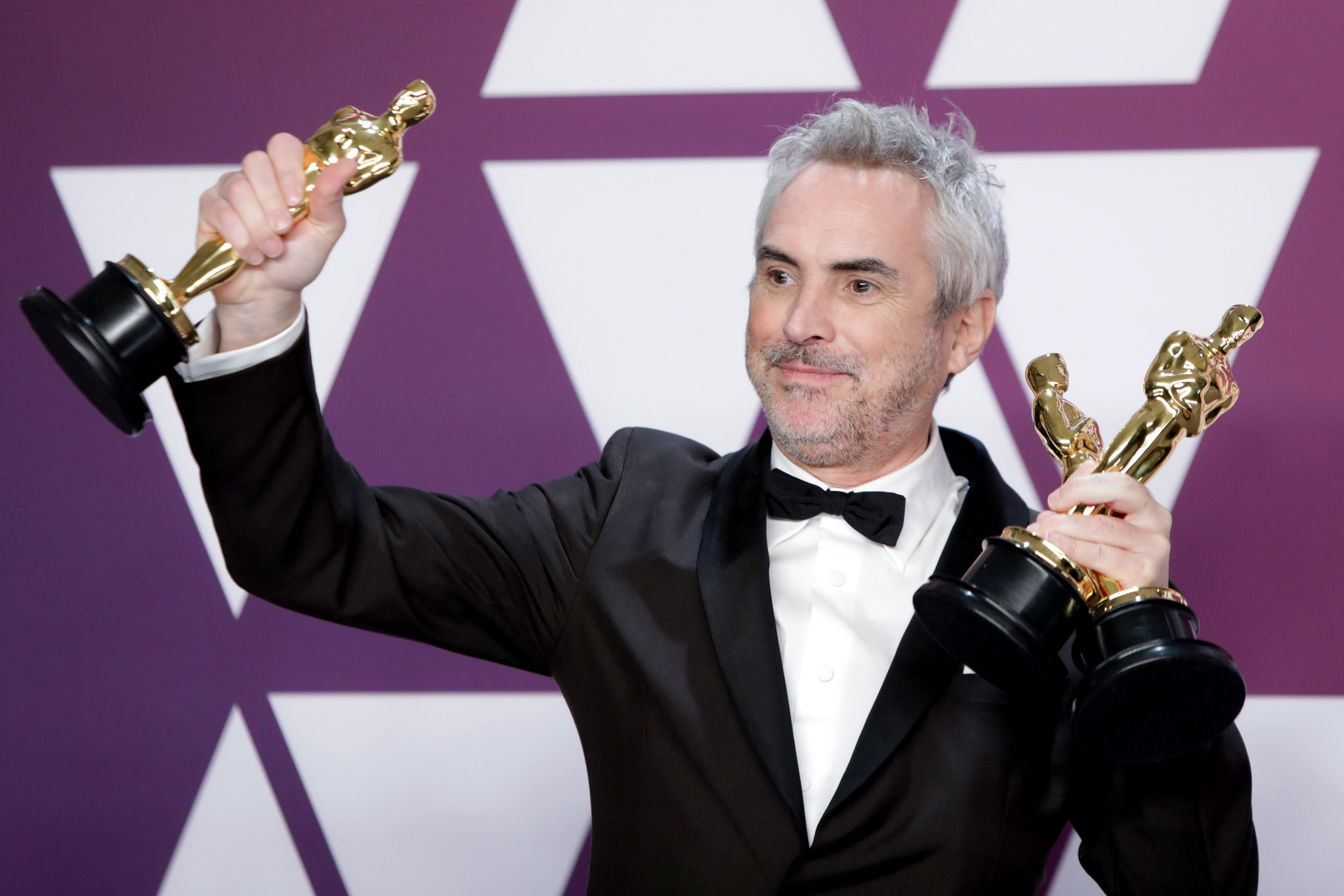 Happy birthday to modern-day Stanley Kubrick 

Alfonso Cuaron turns 60 today 
