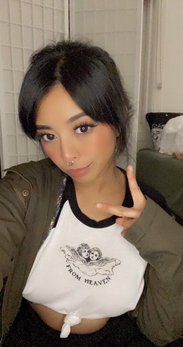 me wide awake off a chai from 5pm and matching my bed https://t.co/0PMjCtXP94<a href="/tag/throne"class="tags"><span>#throne</span></a><a href="/tag/wishlist"class="tags"><span>#wishlist</span></a>