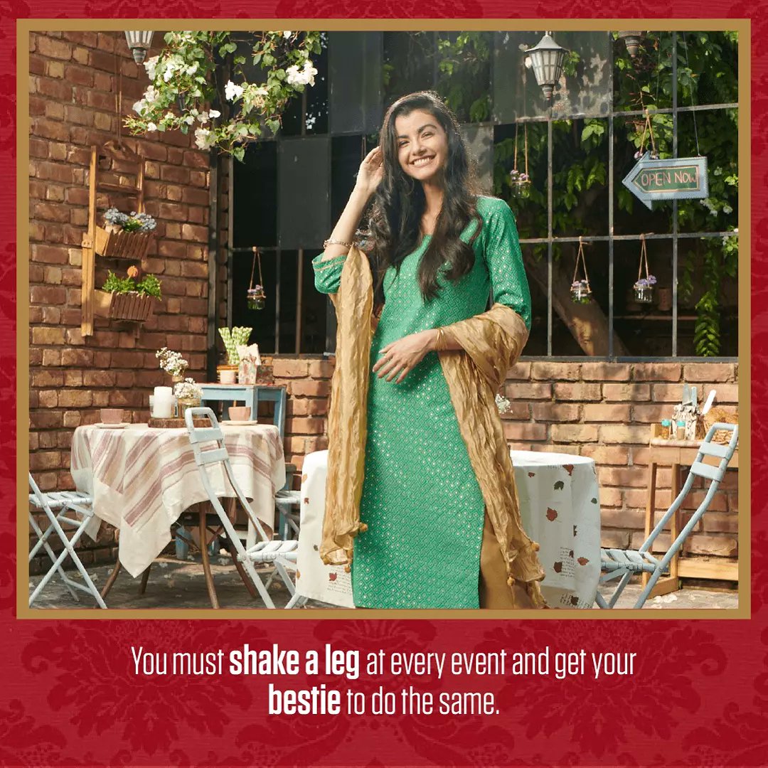 Rangriti's tweet photo. The wedding is just a day away! 
And here are some #BridesmaidVows for you to follow while your bestie prepares for her big day 🌻  

Shop outfits for your #BestieDiWedding on  https://t.co/3M7lLFqGFx
   
#fashion #fashionstyle #fashiontrends #bridesmaids #shaadi #bffwedding #bff https://t.co/NVVapkasZM