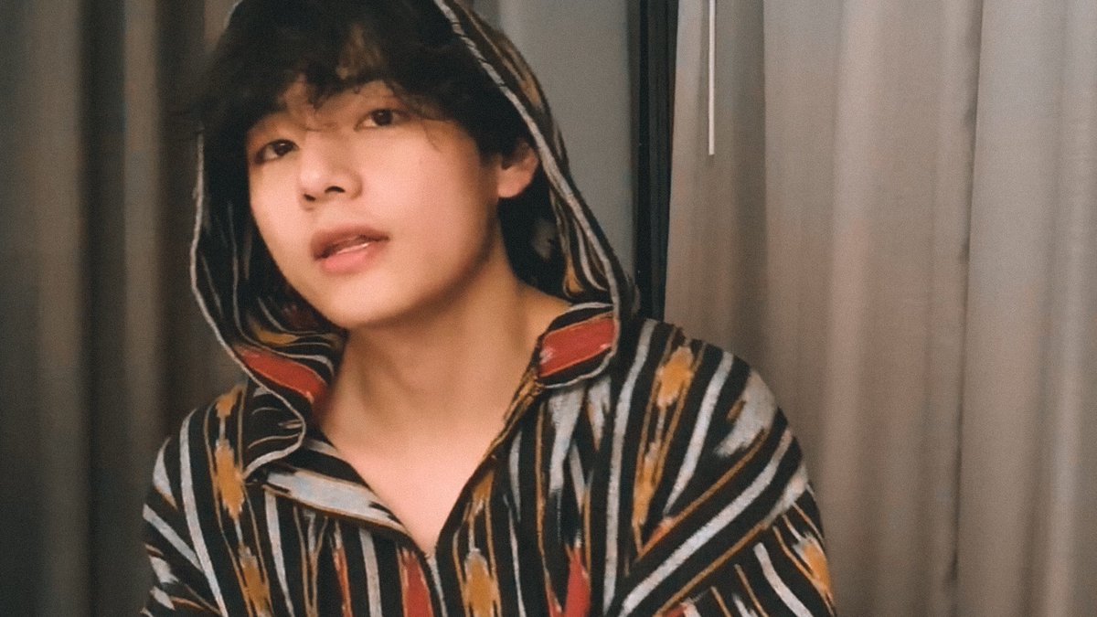 taeteland's tweet photo. KIM TAEHYUNG IS HERE https://t.co/igxCntgdLs