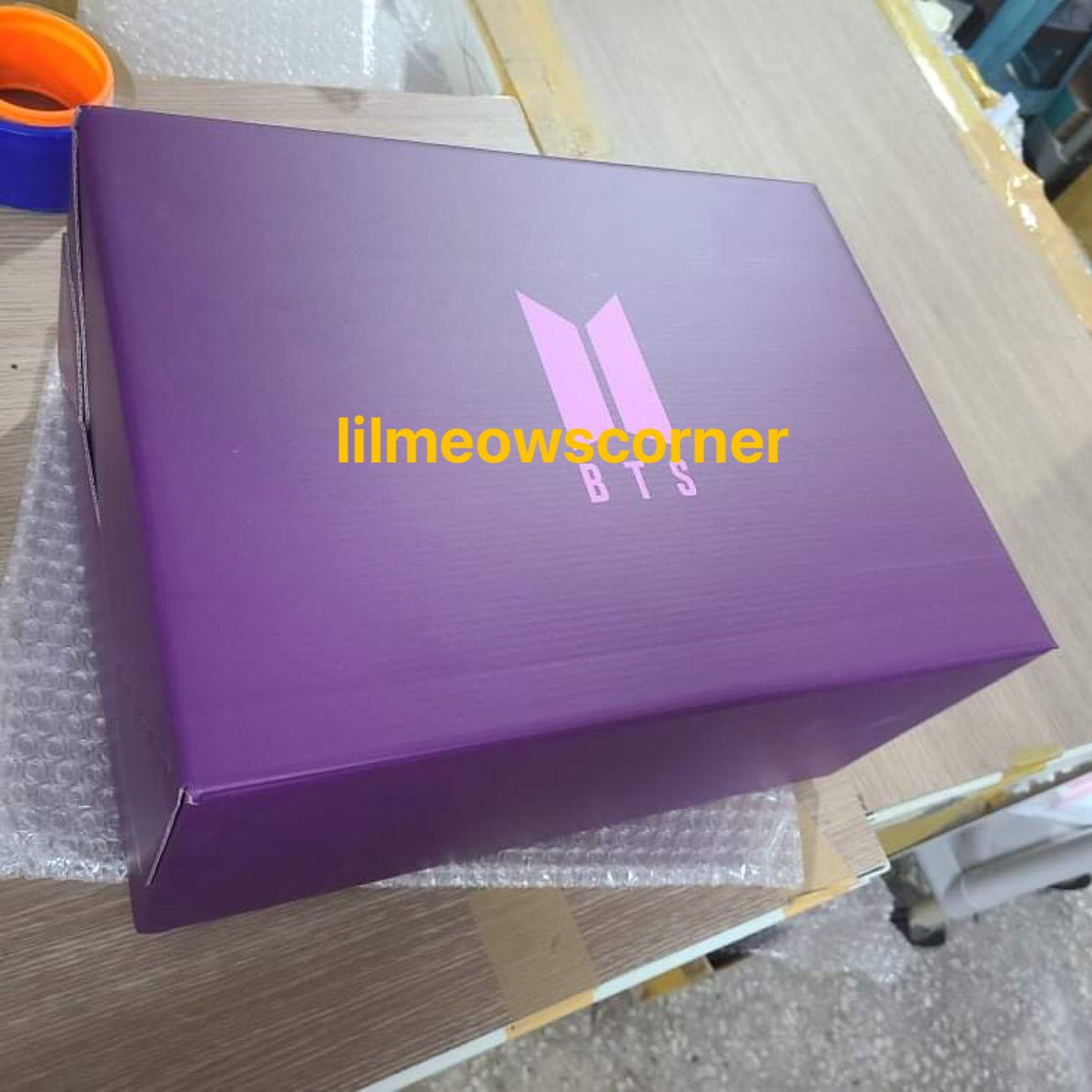 lmmc_update's tweet photo. #LMMCUPDATE
Items arrived in kr address
-merch box 5
-kleben hair dryer
-domba clever sandals https://t.co/sn9sk9OTNb