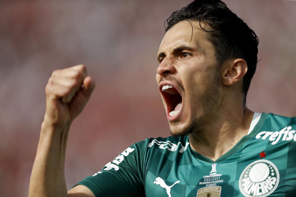 futbolmundial's tweet photo. Palmeiras bicampeón de la Libertadores de América
🟢🐷 ¡El gol del bicampeonato! Deyverson aprovechó el error de Andreas Pereira en el suplementario para darle la CONMEBOL #Libertadores a @Palmeiras 🏆👏#GloriaEterna https://t.co/OK2vBZmD42—
 #CopaLiberta

https://t.co/2l3v9y3D1w https://t.co/UXMLhBZ4dT