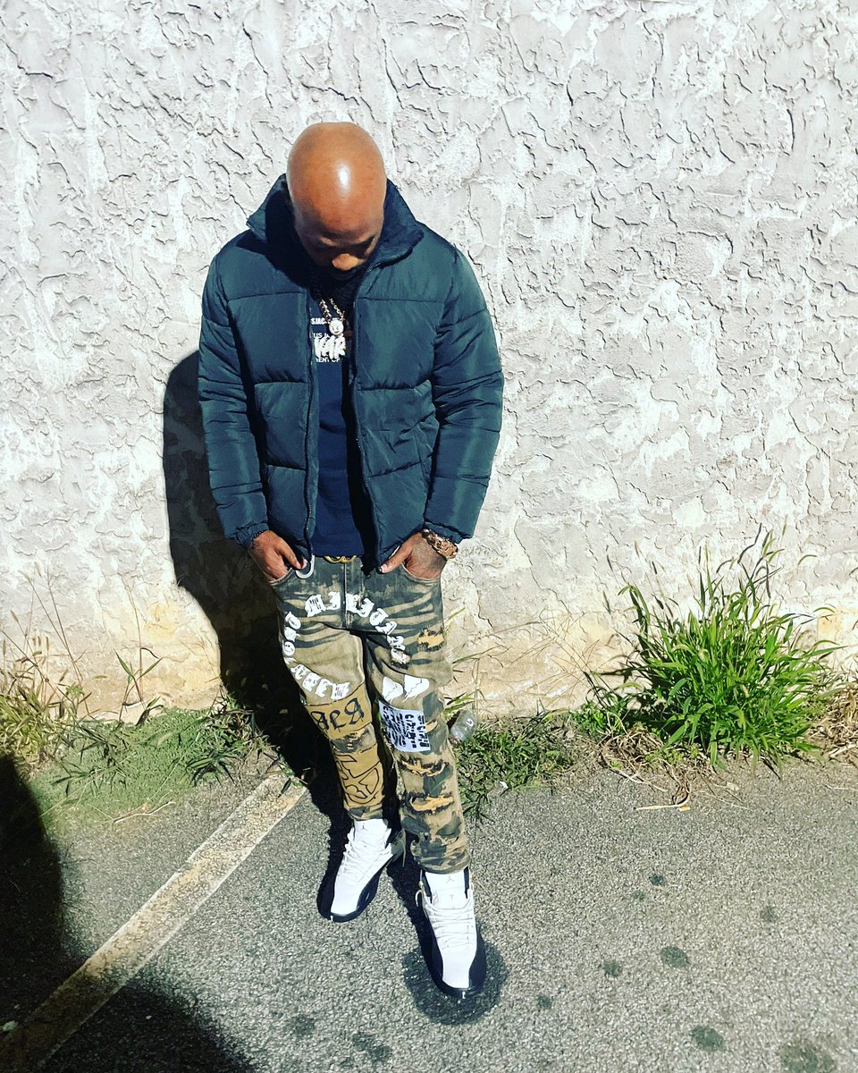 ROE_VARO's tweet photo. ROE😈🤧 https://t.co/i9rRfEwiyN
