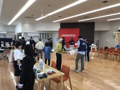 kthkdd's tweet photo. ／
#クイーンズ駅伝 LYUアクションTVCM放映🎽
＼

https://t.co/ZICDOvozFq

ダイハツはスポーツを頑張る人を応援し盛り上げていきます📣

このツイートをRTして頂いた方の中から抽選で1名様にバドミントン日本代表選手サイン入りユニフォームをプレゼントします😳🏸

#ダイハツ
#ダイ活 https://t.co/wYSeVz0GBt