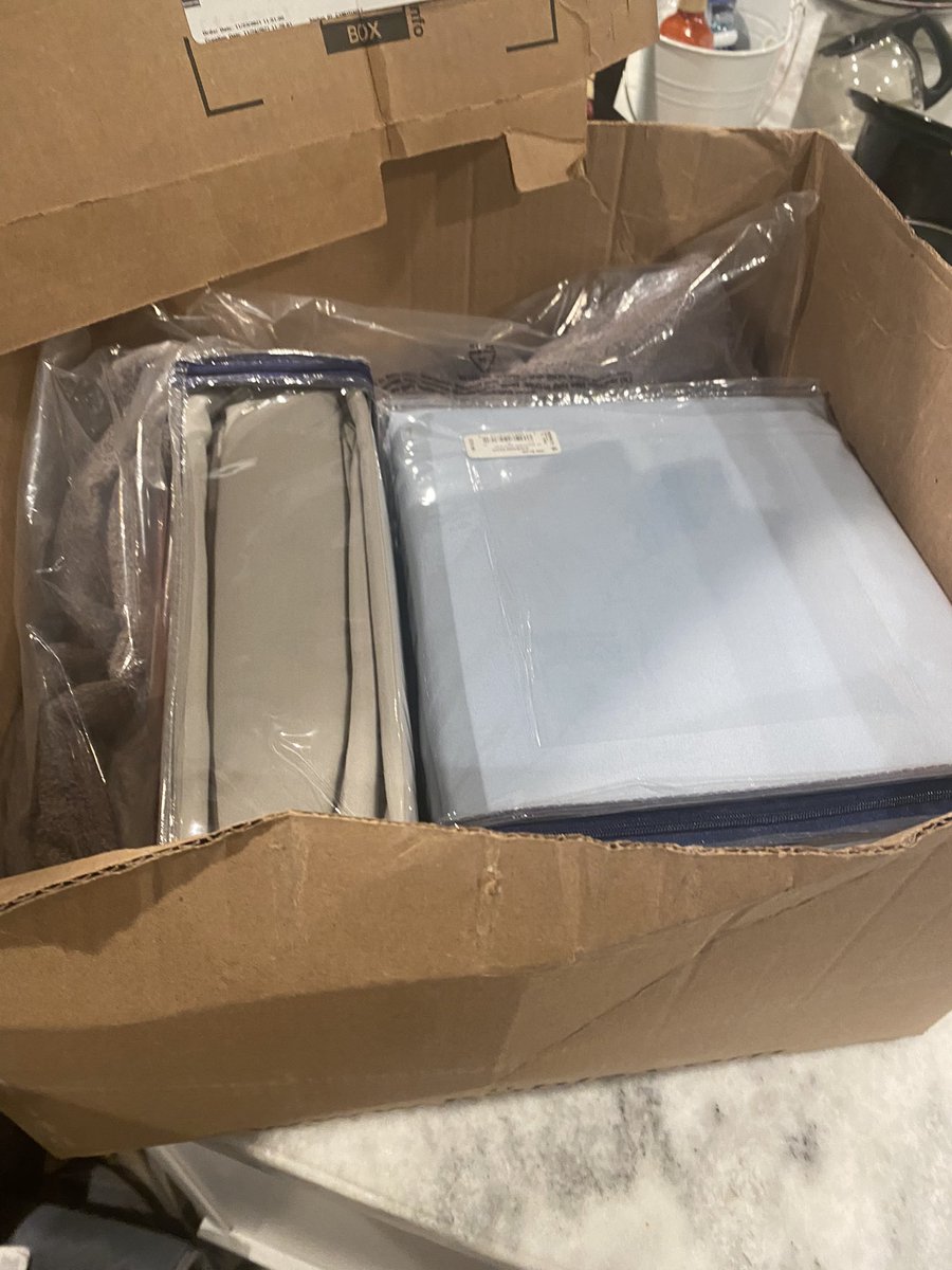 madisonec91's tweet photo. If I could choose to never have a package delivered by @FedEx  it would be amazing. #alwayssomething #howdoesthishappen https://t.co/QSXdLXAMPx
