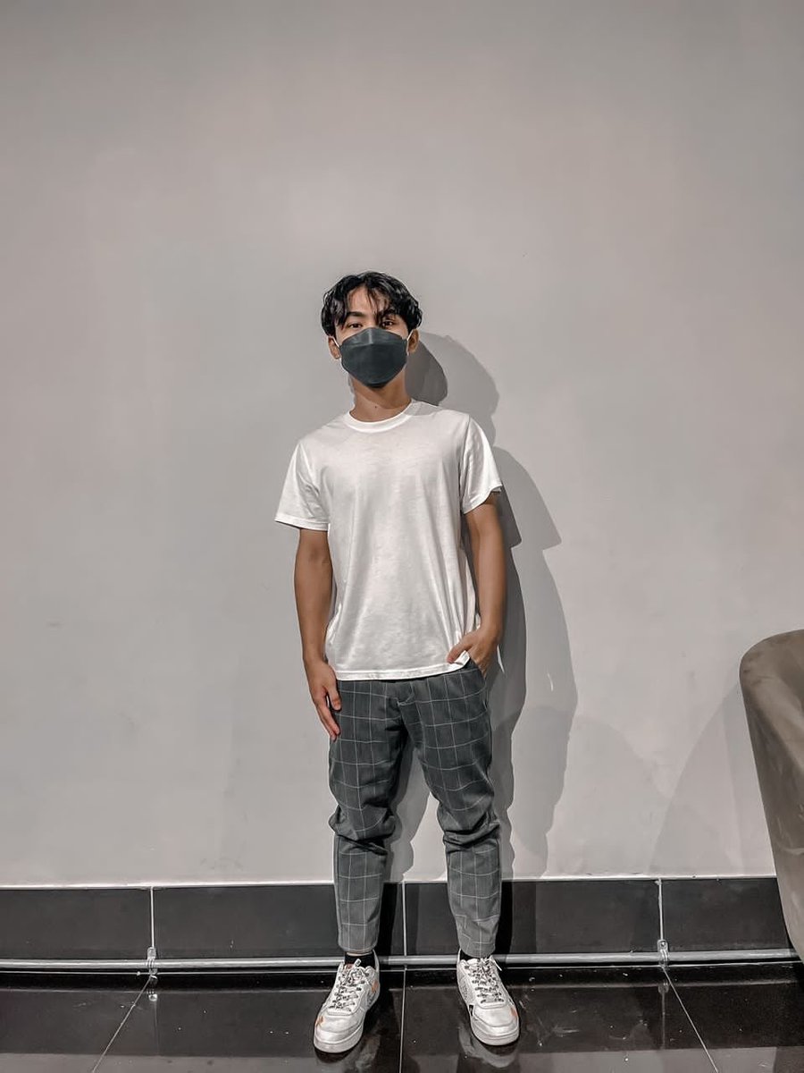 Aku nampak macam sapa ?🤔