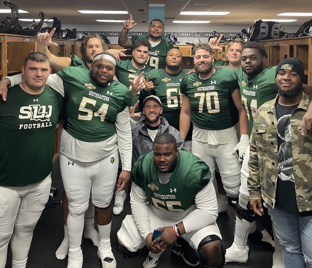 AJ_Hopp's tweet photo. My guys! Win and advance…1 week at a time. On to Virginia. It all starts up front! 🦁🆙 https://t.co/Ec2S4umjh8