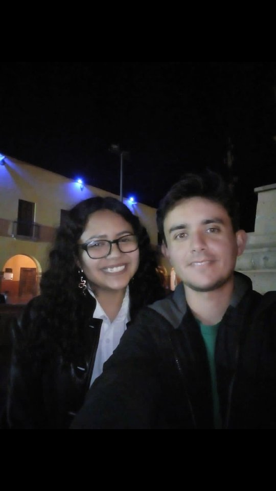 Viry_SCW's tweet photo. Ese día me sentí muy bien a tu lado, te quiero mucho viejito❤ https://t.co/Qg4Qlzfcco