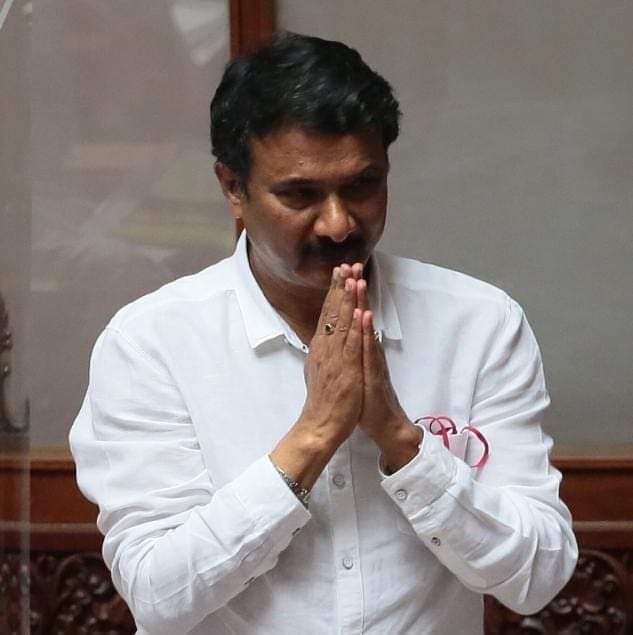 nrkbjp's tweet photo. ಕರ್ನಾಟಕ ವಿಧಾನ ಪರಿಷತ್ತಿನ ಉಪ ಸಭಾಪತಿಗಳು ಹಾಗೂ ಆತ್ಮೀಯರಾದ ಶ್ರೀ ಎಂ.ಕೆ.ಪ್ರಾಣೇಶ್ ಅವರಿಗೆ ಜನ್ಮದಿನದ ಹಾರ್ದಿಕ ಶುಭಾಶಯಗಳು.

ದೇವರು ನಿಮಗೆ ಉತ್ತಮ ಆರೋಗ್ಯ, ಯಶಸ್ಸು ನೀಡಲಿ ಎಂದು ಪ್ರಾರ್ಥಿಸುತ್ತೇನೆ.
@mkpranesh https://t.co/efeZyT6NoP