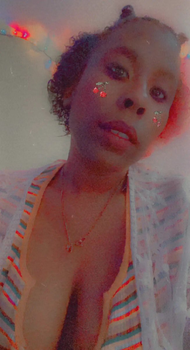 simp4tuesday's tweet photo. I’m active and online. Meeting up with a few clients tonight. Who wants to see that action? #buyingcontent #sellingcontent #buyingnudes #sellingnudes https://t.co/cxM2gf8WWE