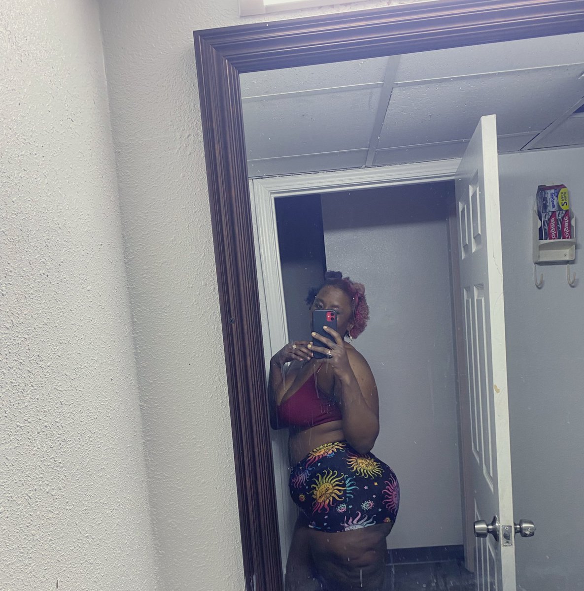 simp4tuesday's tweet photo. Before shower and after . I look bomb either way. But you knew this 

Findom finsub paypig https://t.co/UKouyDXnYu