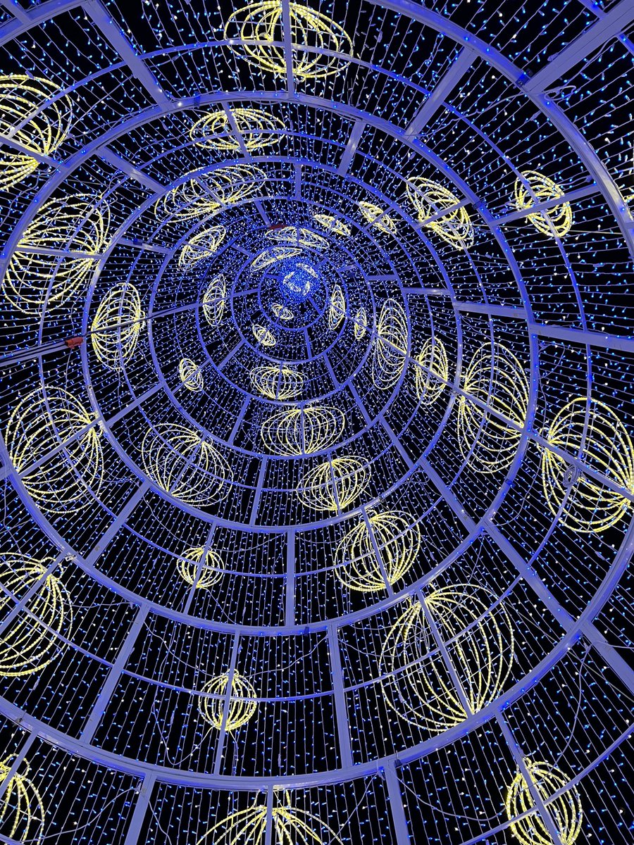 Went to ⁦<a href="/ElitchGardens/">Elitch Gardens</a>⁩ and had a blast 💥.