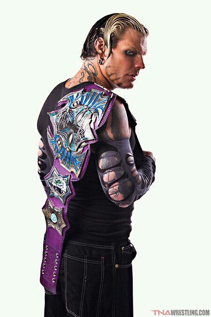 This Jeff Hardy gimmick >>>> https://t.co/8TE1ult9EP