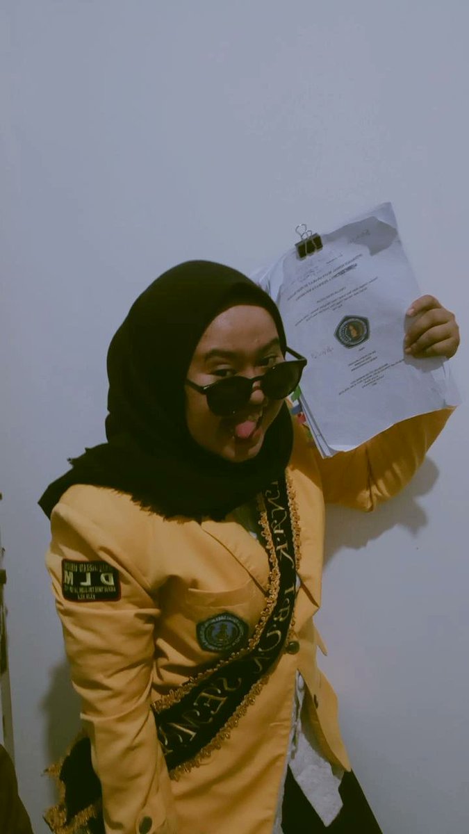 dwiprnmasri97's tweet photo. 1/3 perjalanan dimulai!🔥📚
#semprotulation https://t.co/ytiFRvJrpQ