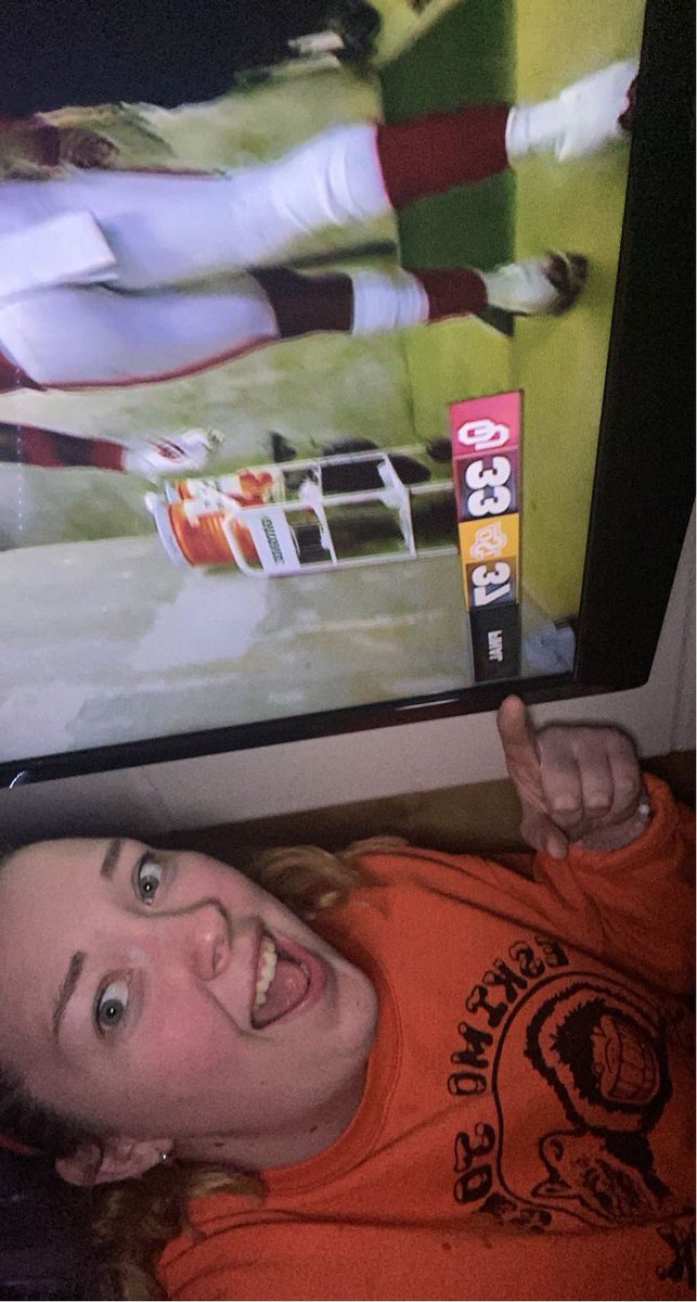 itsjustlys's tweet photo. Could possibly be the happiest day of my life. Wish I was watching it with my dad. 🧡🤠 #pistolsfiring https://t.co/zK54Z67J9H