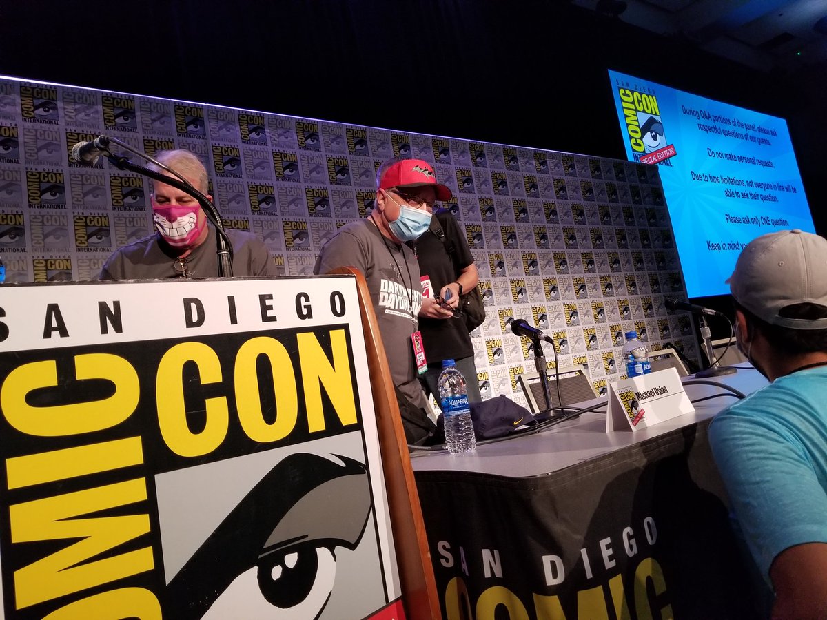 sdbatman66's tweet photo. #CCSE21 #CCSE #darkknightsanddaydreams #michaeluslan's story of how he saved #Batman is coming to Broadway. #DavidBaxter #BobNeaderlander are making it happen. Moderated by the coolest guy in the biz @SuperPRGuy 
#GoBlue ! https://t.co/9bhRZAzjtp