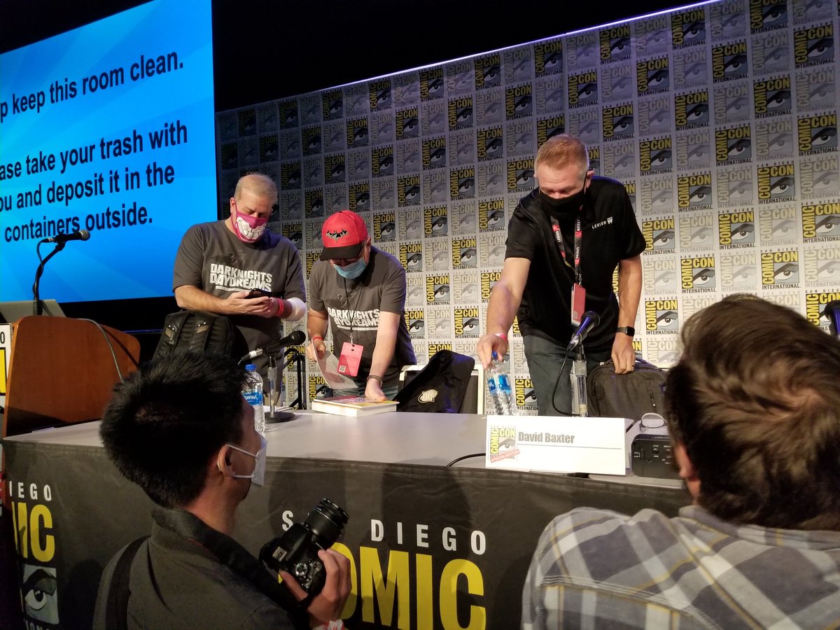 sdbatman66's tweet photo. #CCSE21 #CCSE #darkknightsanddaydreams #michaeluslan's story of how he saved #Batman is coming to Broadway. #DavidBaxter #BobNeaderlander are making it happen. Moderated by the coolest guy in the biz @SuperPRGuy 
#GoBlue ! https://t.co/9bhRZAzjtp