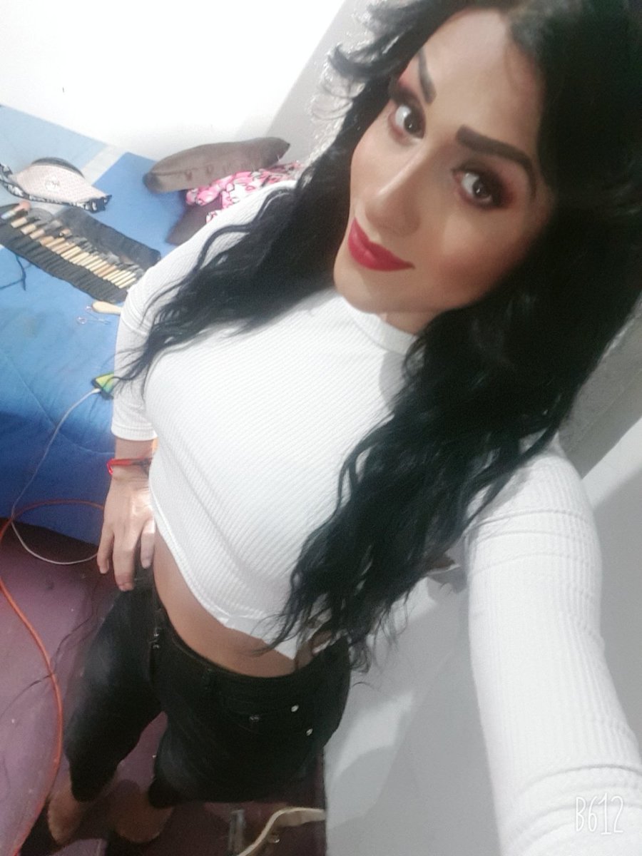 KarlaPolett2's tweet photo. Saludos amigo chica transsexual cdmx cuahuctemo tabacalera😊😝😉😘😋 https://t.co/KcLkM6jczp