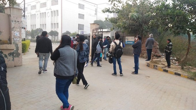 Myedworld_pvt's tweet image. #Breaking: #CAT 2021 Exam Day - Shift 1 
Visit our website: myedworld.com 
#catexam2021 #cat #catexam  #cattoday  #Mbappe  @DG_NTA @NTANewsNow