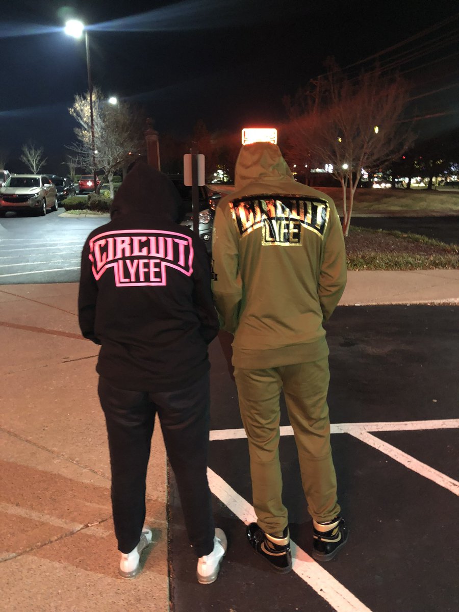 Last 2 days we’ve celebrated Don Henegar life through the game of b ball which he loved! TBW ‘23 <a href="/HenegarMegan/">megan henegar</a> doing her dad proud! Don forever in our ❤️’s!