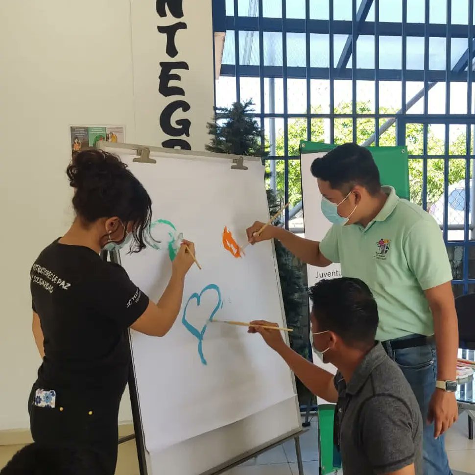 jiesinfo's tweet photo. Este día se inauguró un plan piloto de talleres culturales con enfoque de prevención de violencia, con el cual pretendemos llegar a los diferentes puntos de Sonzacato en los próximos meses.

Este esfuerzo es en articulación con la @MunicipalSonza  y @FMaquilishuatl https://t.co/e4dFN5kUv6
